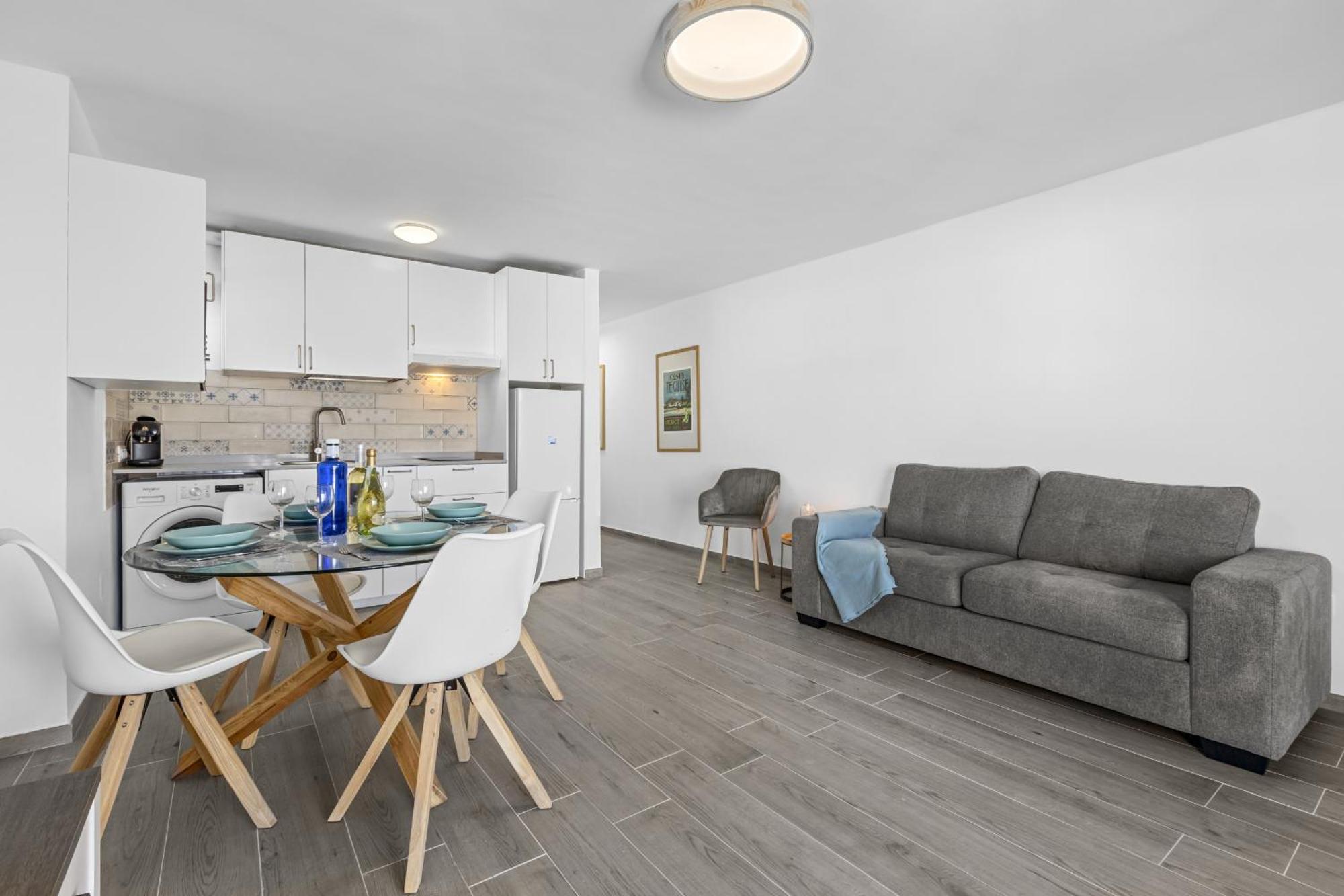 Apartamento Julia Puerto Del Carmen Puerto del Carmen  Ngoại thất bức ảnh